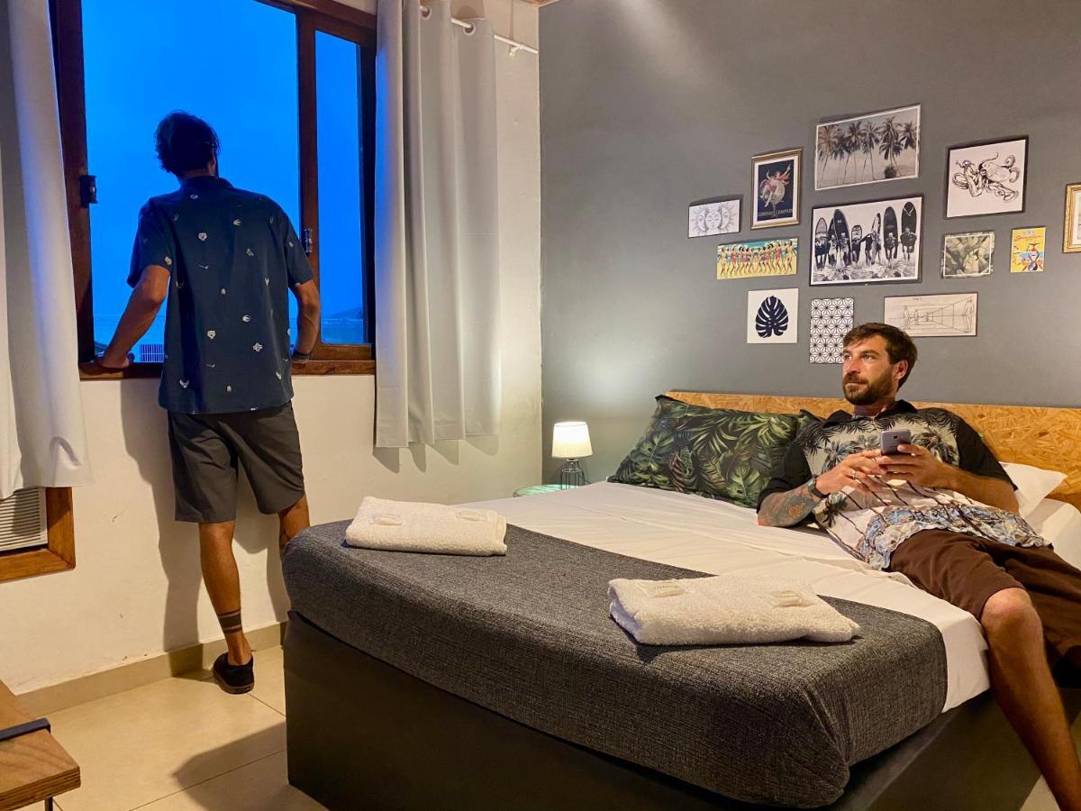 A Coroa Hostel & Suites أرايال دو كابو المظهر الخارجي الصورة