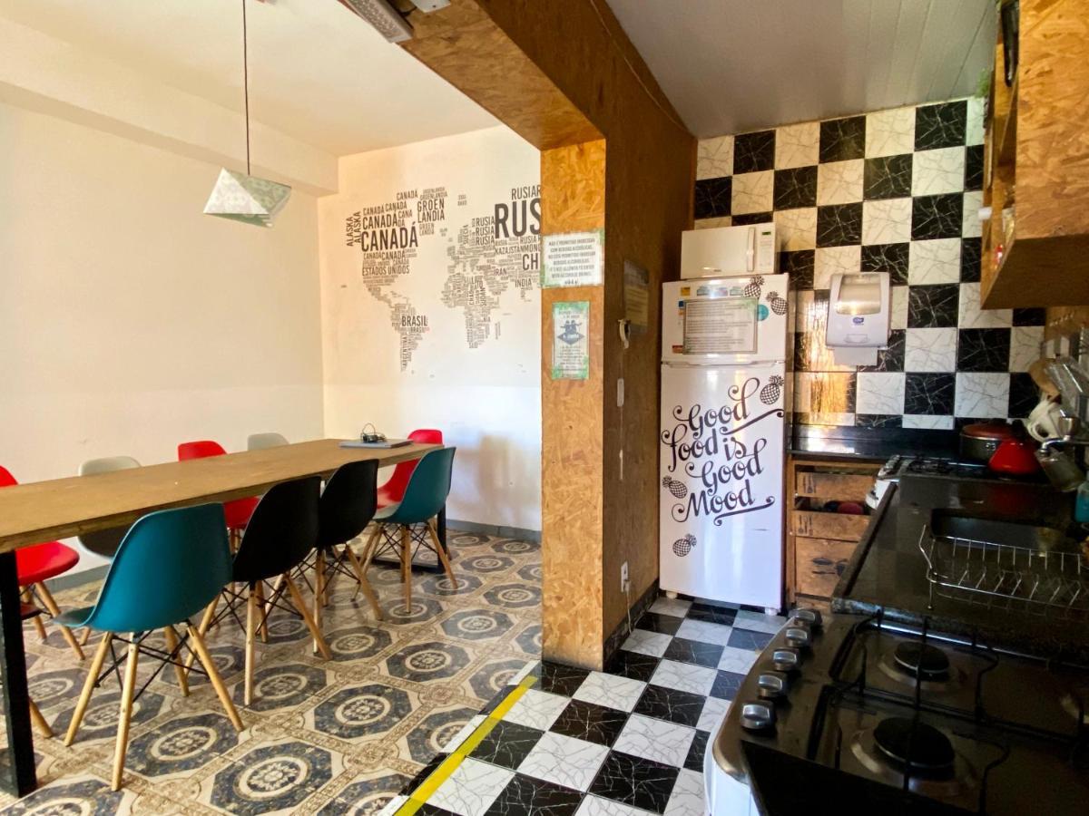 A Coroa Hostel & Suites أرايال دو كابو المظهر الخارجي الصورة