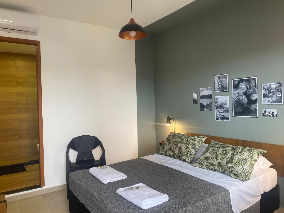A Coroa Hostel & Suites أرايال دو كابو المظهر الخارجي الصورة