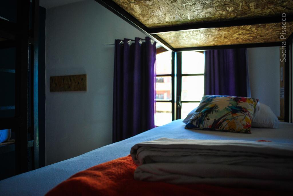 A Coroa Hostel & Suites أرايال دو كابو المظهر الخارجي الصورة